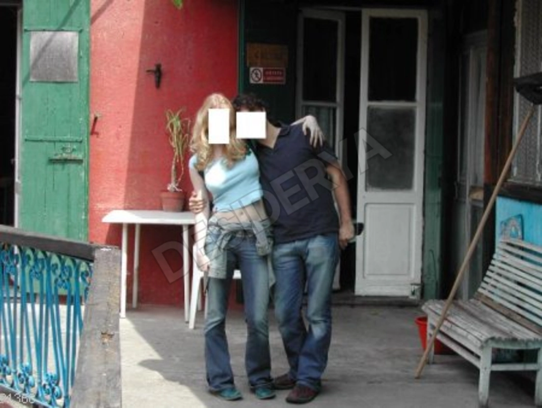 Internationalcouple5330664