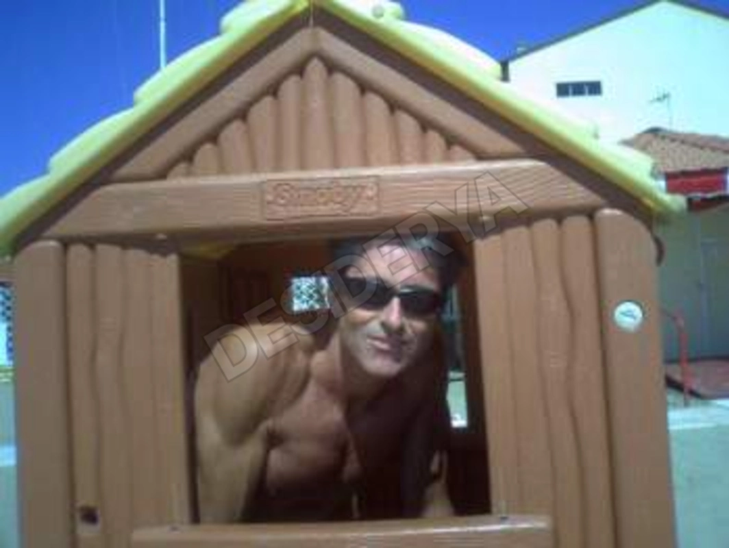 bluprofondoviareggio5556094