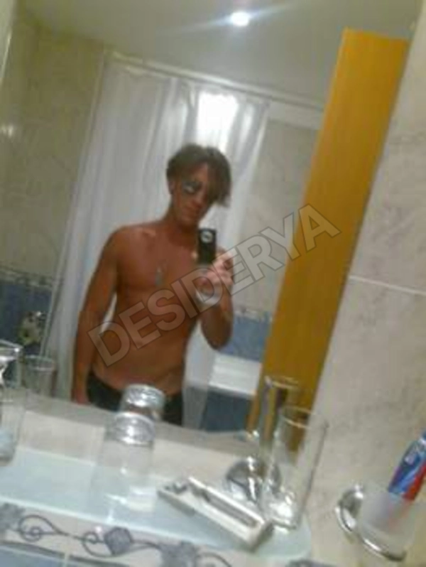Loveboycs5545680