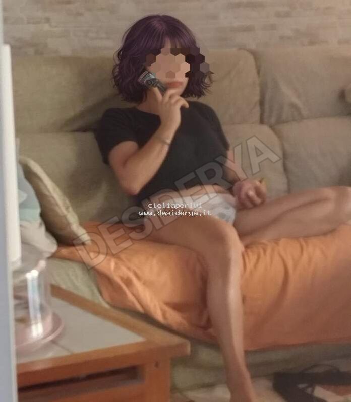 cleliaperlui5884372