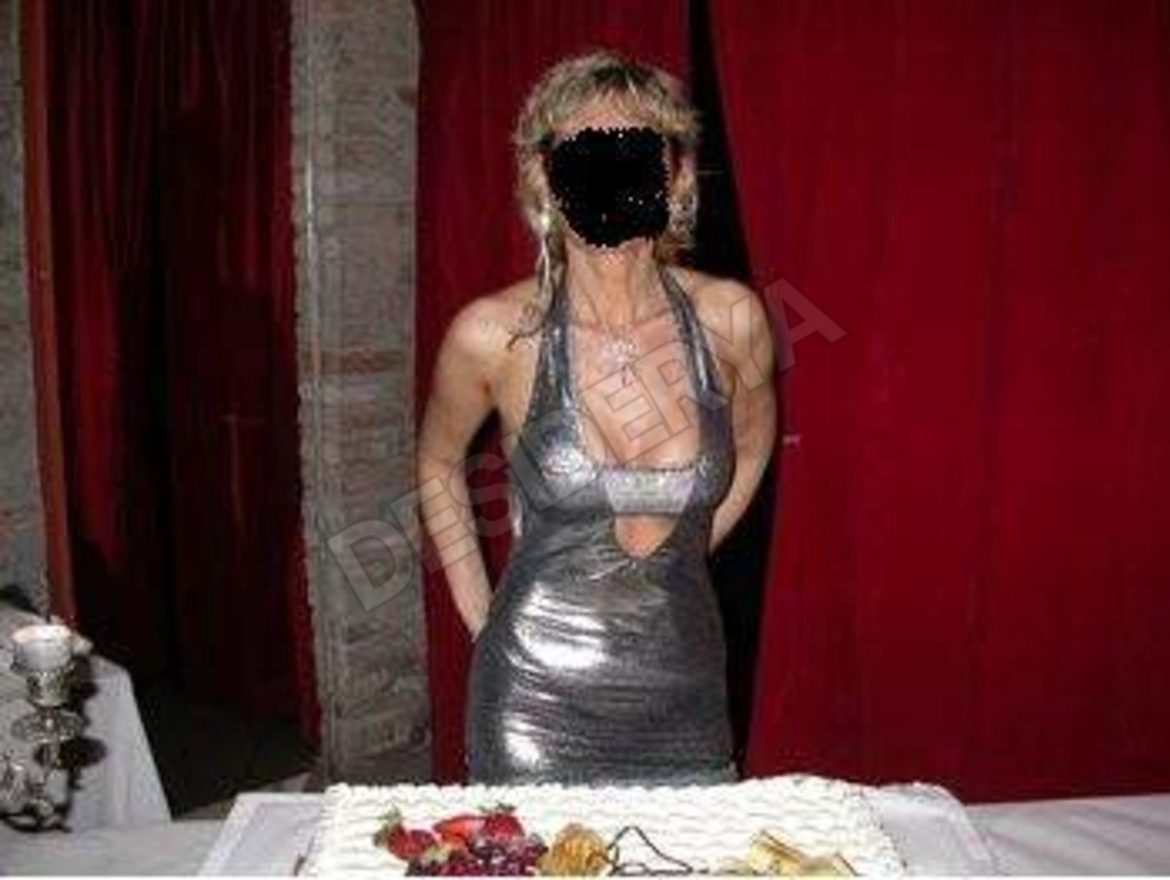 BlackAndBlond5511621