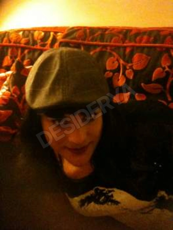 LauraTrans19765562825