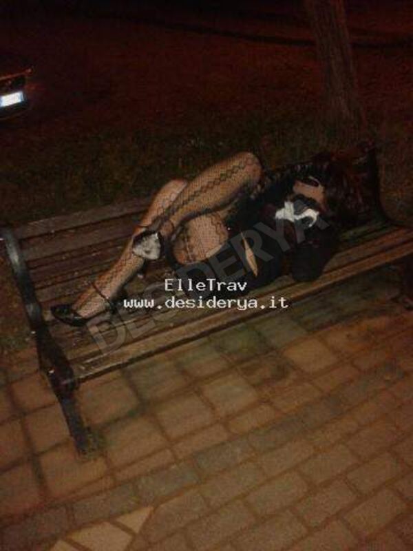 ElleTrav5873273