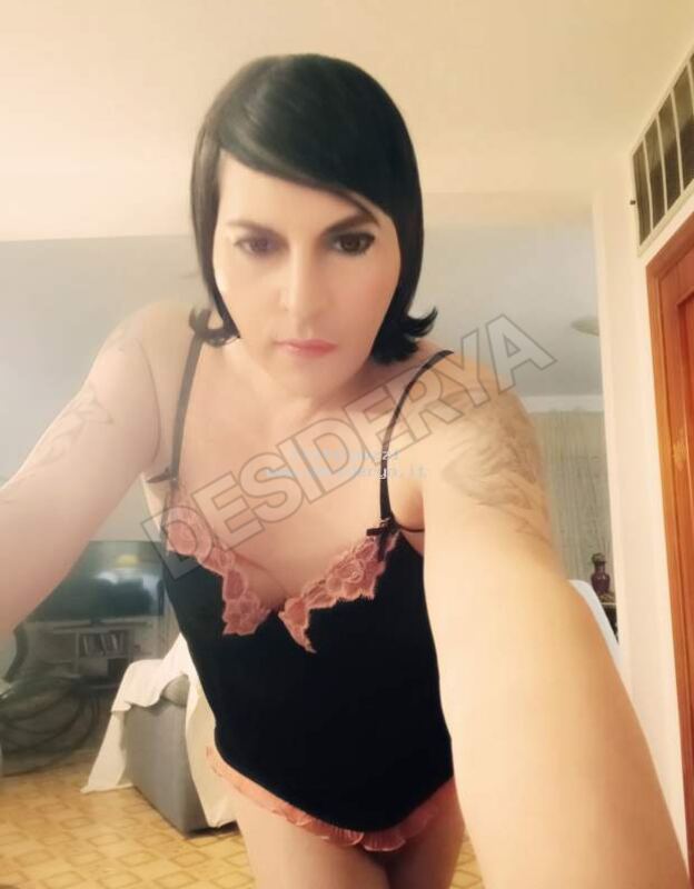Violetpozzi5881816