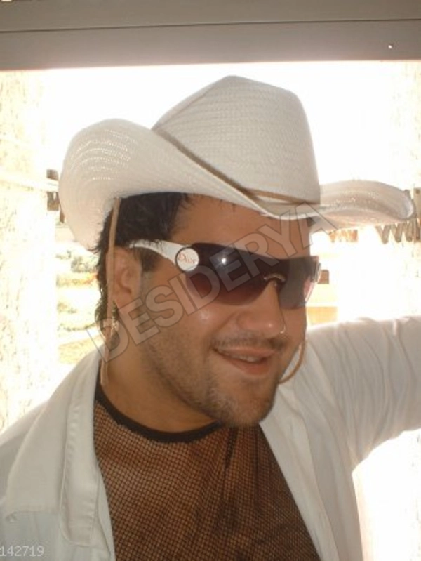anghelos775366564