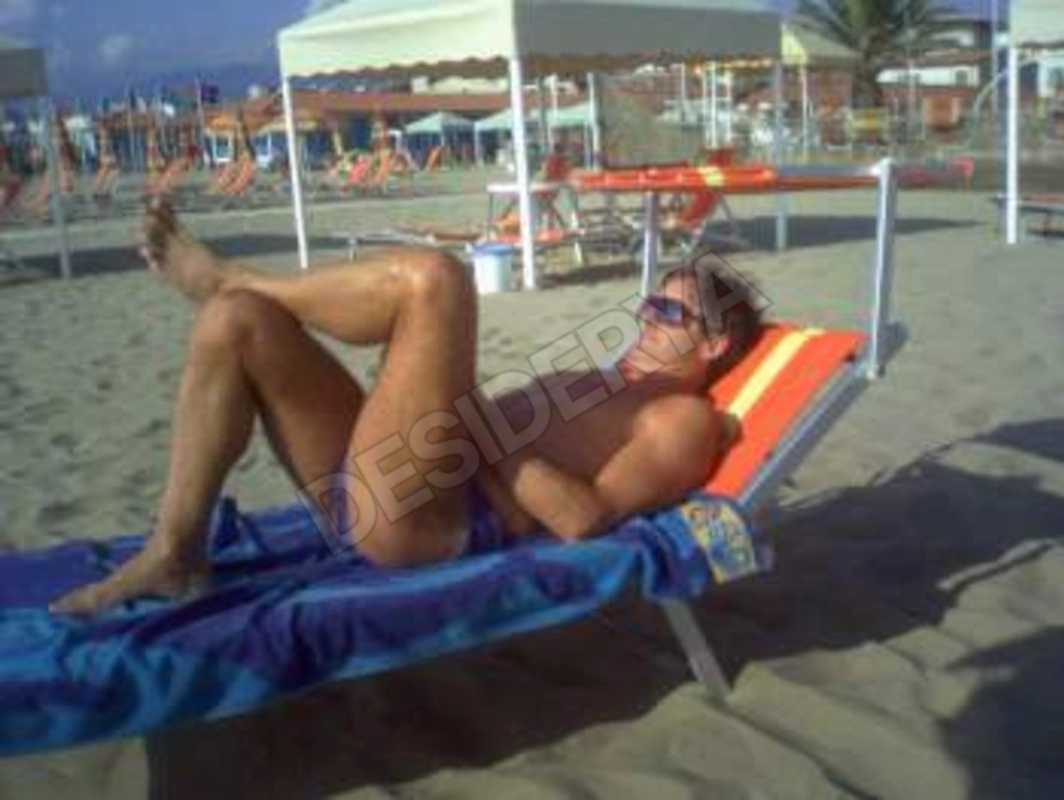 bluprofondoviareggio5556093
