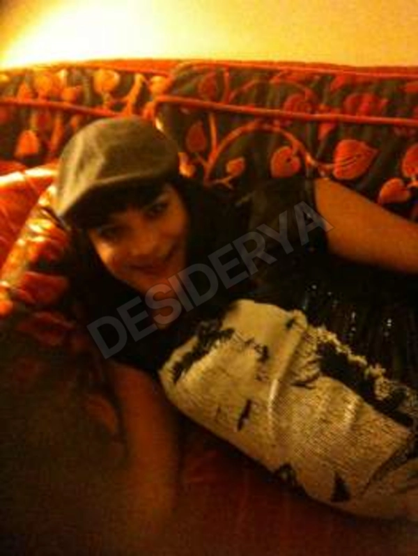 LauraTrans19765562824