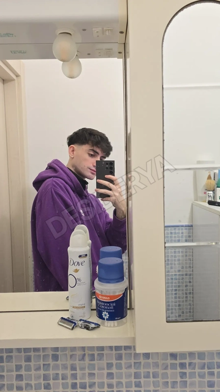 alexander20005212679