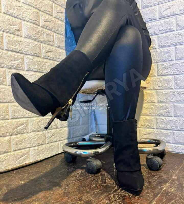 Scoppiettabdsm5883526