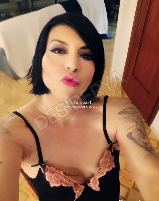 Violetpozzi5881814