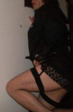 LoryTravesta