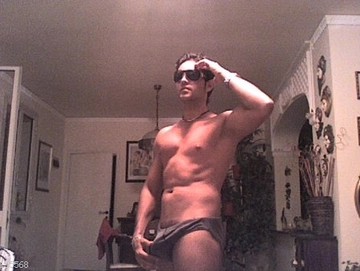 HOTBOY978