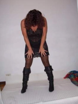 nicol69325318